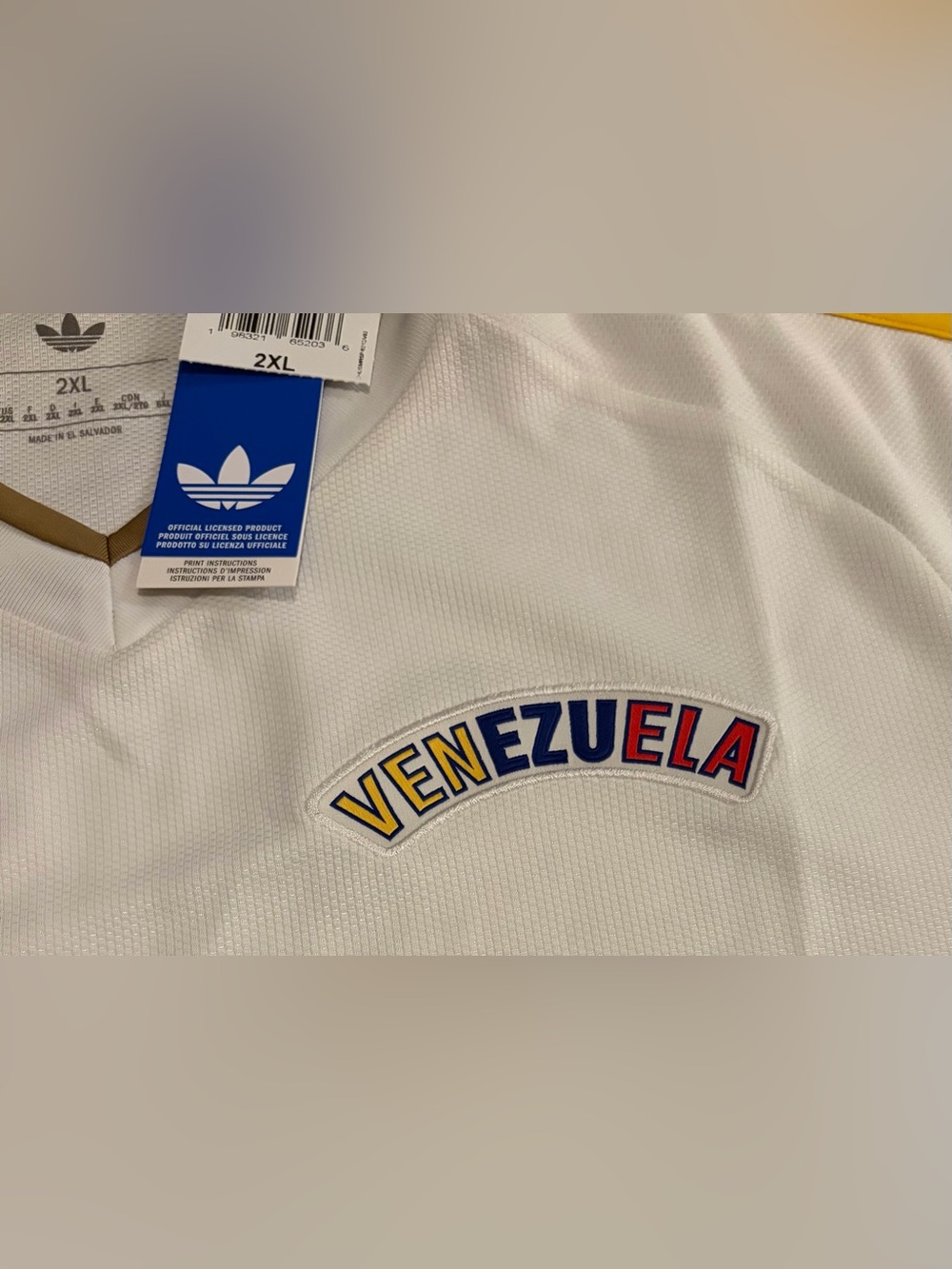 Adidas Authentic Venezuela National Team White 2026 Jersey JY5076 Men’s Sz: 2XL - Picture 5 of 7